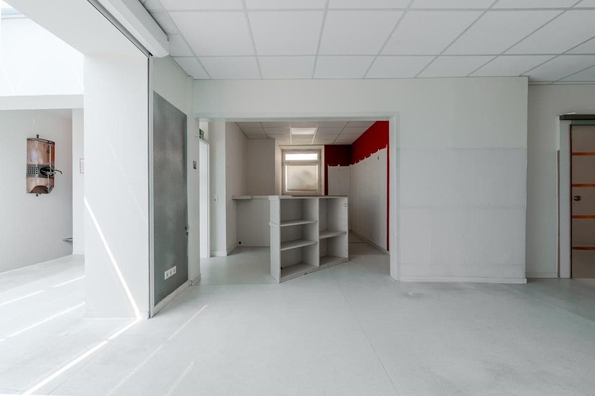 Pronájem nebytového prostoru 615 m², Winzingerstraße 37, Neustadt an der Weinstraße, Porýní-Falc Pronájem nebytového prostoru 615 m², Winzingerstraße 37, Neustadt an der Weinstraße, Porýní-Falc
