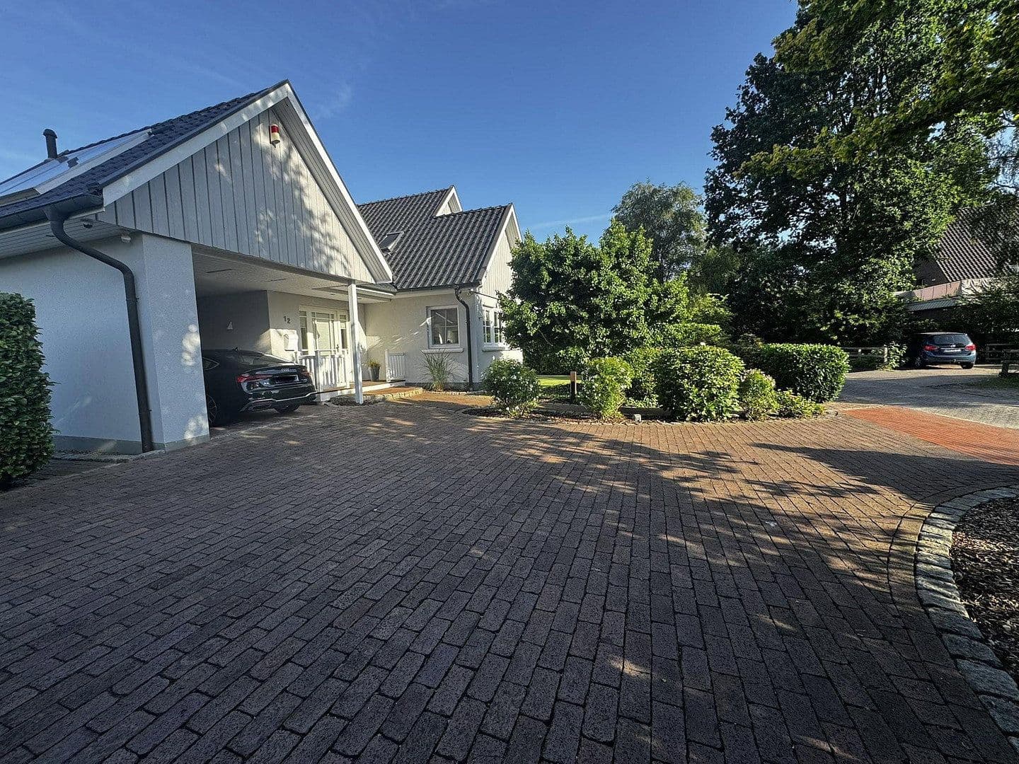 Prodej domu 125 m², pozemek 859 m², Grasberg, Dolní Sasko Prodej domu 125 m², pozemek 859 m², Grasberg, Dolní Sasko