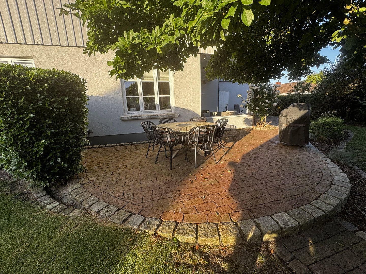 Prodej domu 125 m², pozemek 859 m², Grasberg, Dolní Sasko Prodej domu 125 m², pozemek 859 m², Grasberg, Dolní Sasko