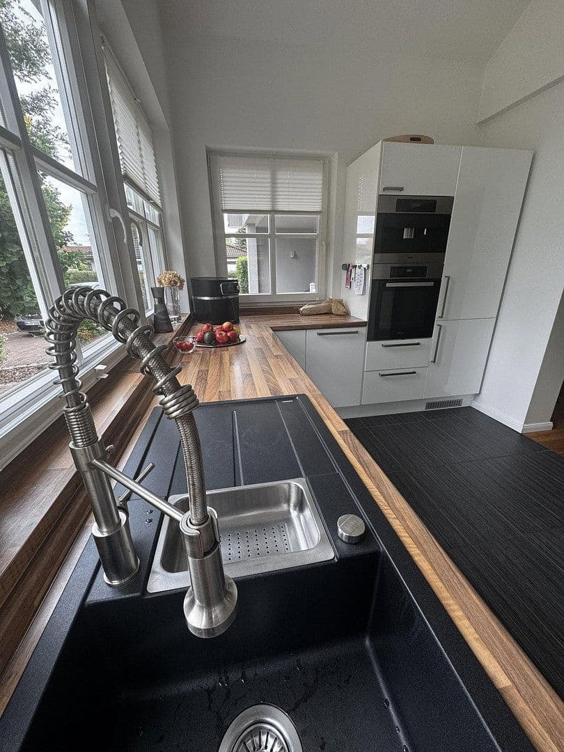 Prodej domu 125 m², pozemek 859 m², Grasberg, Dolní Sasko Prodej domu 125 m², pozemek 859 m², Grasberg, Dolní Sasko