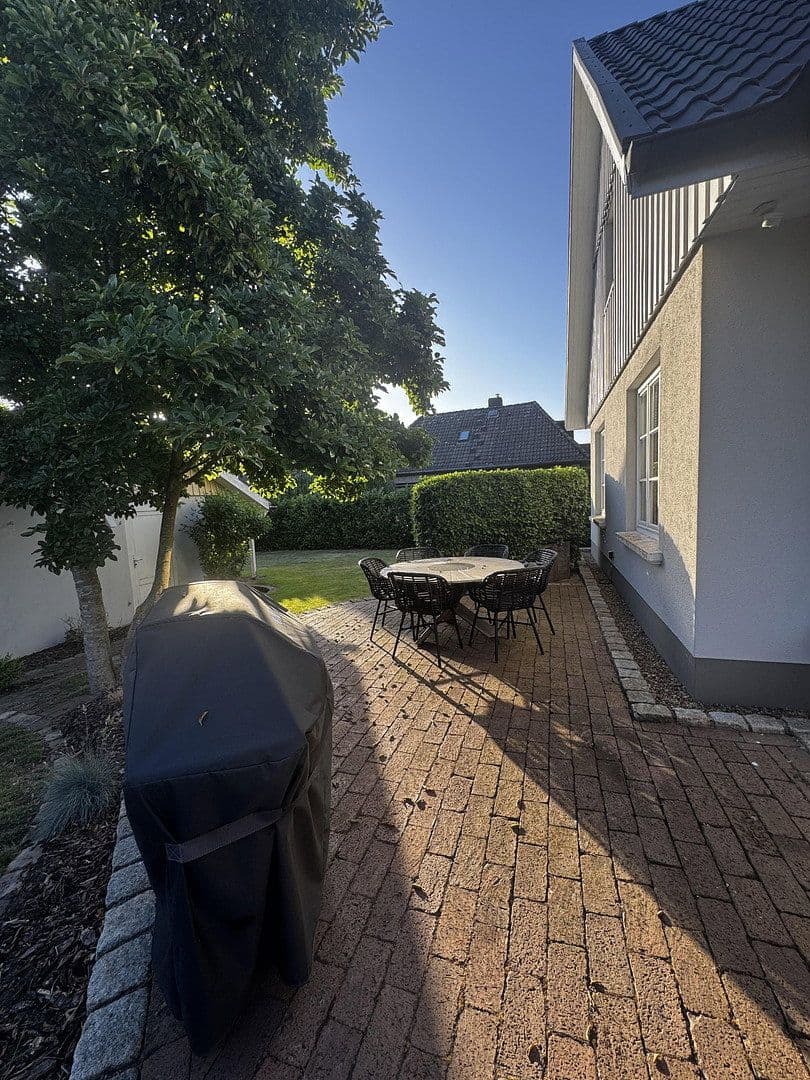 Prodej domu 125 m², pozemek 859 m², Grasberg, Dolní Sasko Prodej domu 125 m², pozemek 859 m², Grasberg, Dolní Sasko