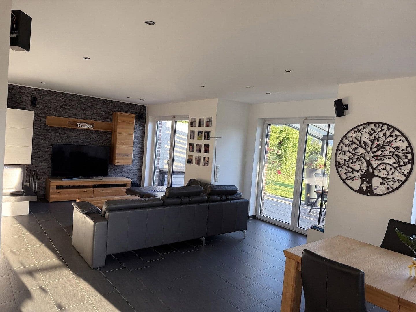 Prodej domu 141 m², pozemek 704 m², Oberhausen, Severní Porýní-Vestfálsko Prodej domu 141 m², pozemek 704 m², Oberhausen, Severní Porýní-Vestfálsko