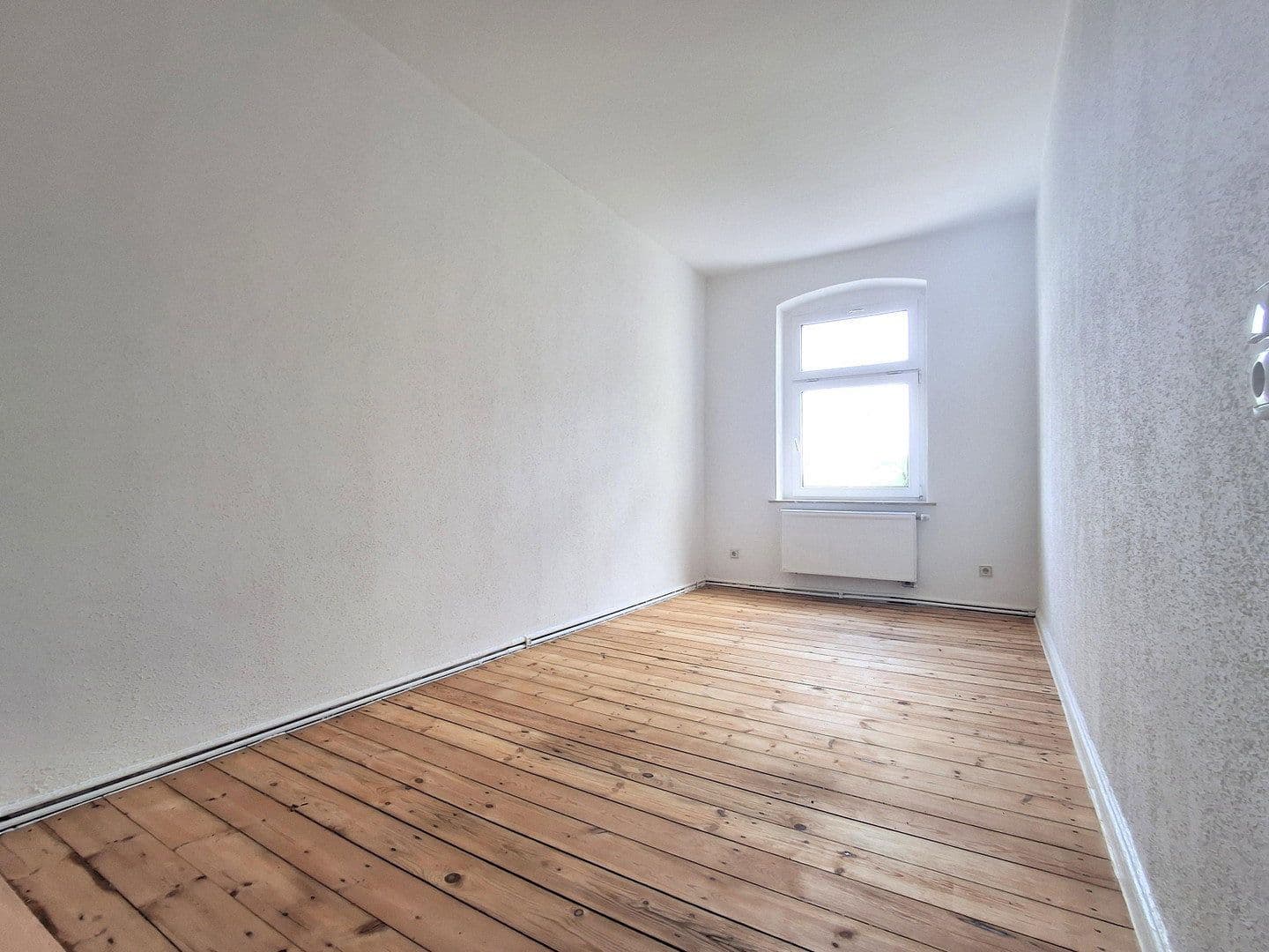 Pronájem bytu 2+1 52 m², Blumenwerder Straße 12, Eberswalde, Braniborsko Pronájem bytu 2+1 52 m², Blumenwerder Straße 12, Eberswalde, Braniborsko