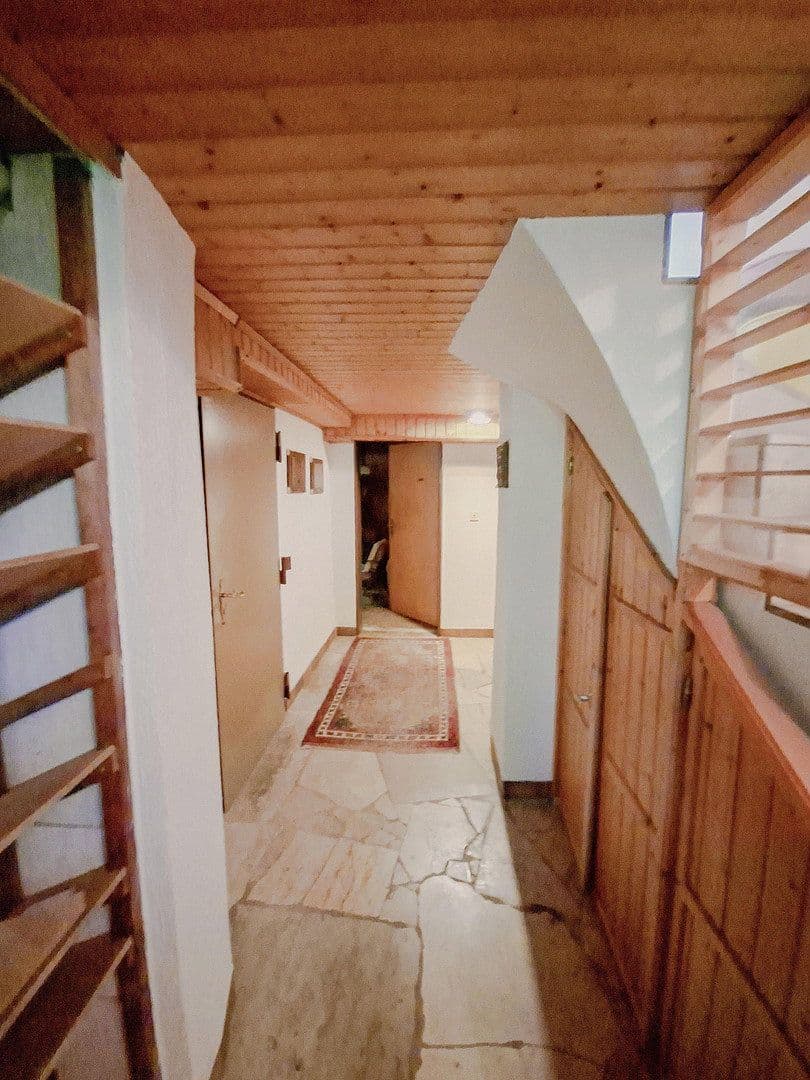 Prodej domu 150 m², pozemek 868 m², Sudetenstraße 14, Bruchköbel, Hessen Prodej domu 150 m², pozemek 868 m², Sudetenstraße 14, Bruchköbel, Hessen