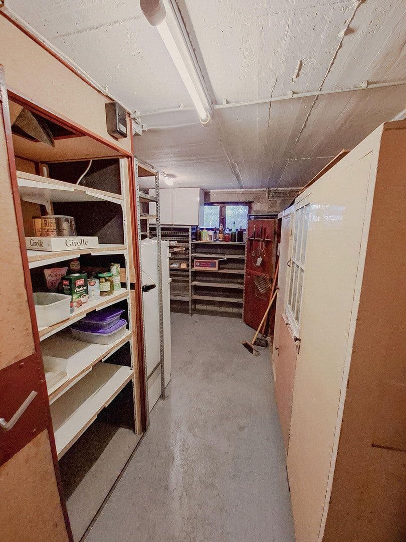 Prodej domu 150 m², pozemek 868 m², Sudetenstraße 14, Bruchköbel, Hessen Prodej domu 150 m², pozemek 868 m², Sudetenstraße 14, Bruchköbel, Hessen