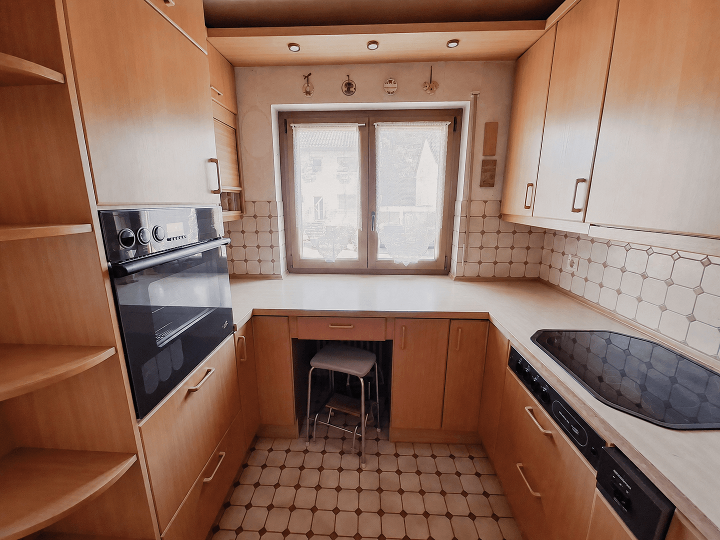 Prodej domu 150 m², pozemek 868 m², Sudetenstraße 14, Bruchköbel, Hessen Prodej domu 150 m², pozemek 868 m², Sudetenstraße 14, Bruchköbel, Hessen