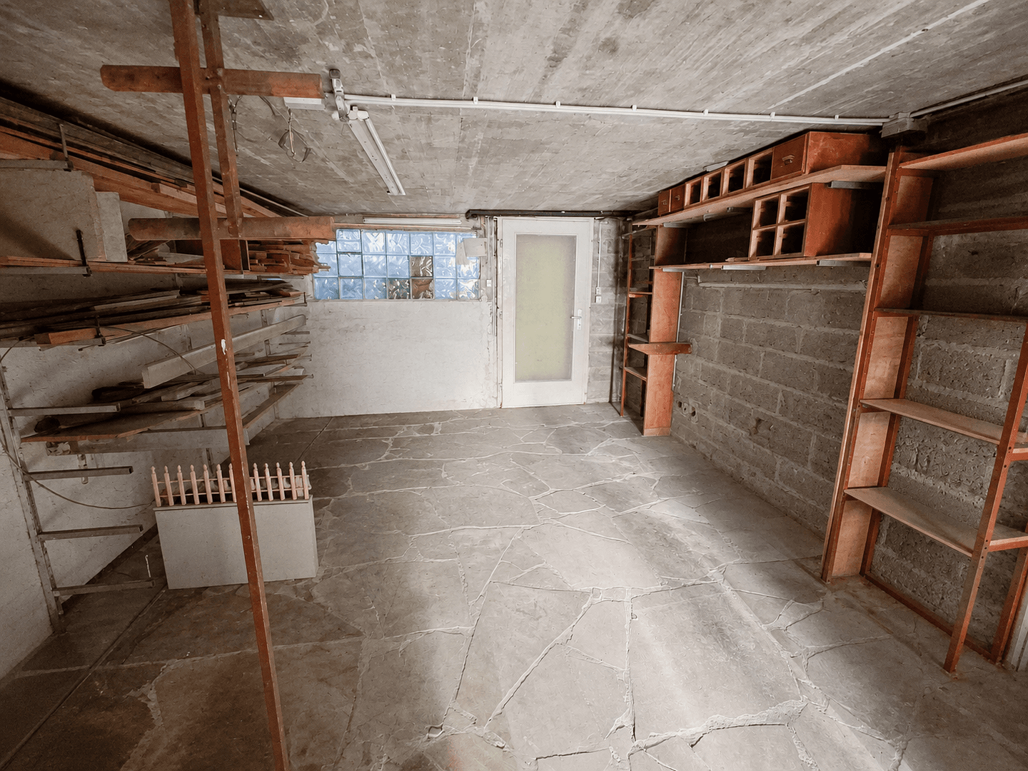 Prodej domu 150 m², pozemek 868 m², Sudetenstraße 14, Bruchköbel, Hessen Prodej domu 150 m², pozemek 868 m², Sudetenstraße 14, Bruchköbel, Hessen