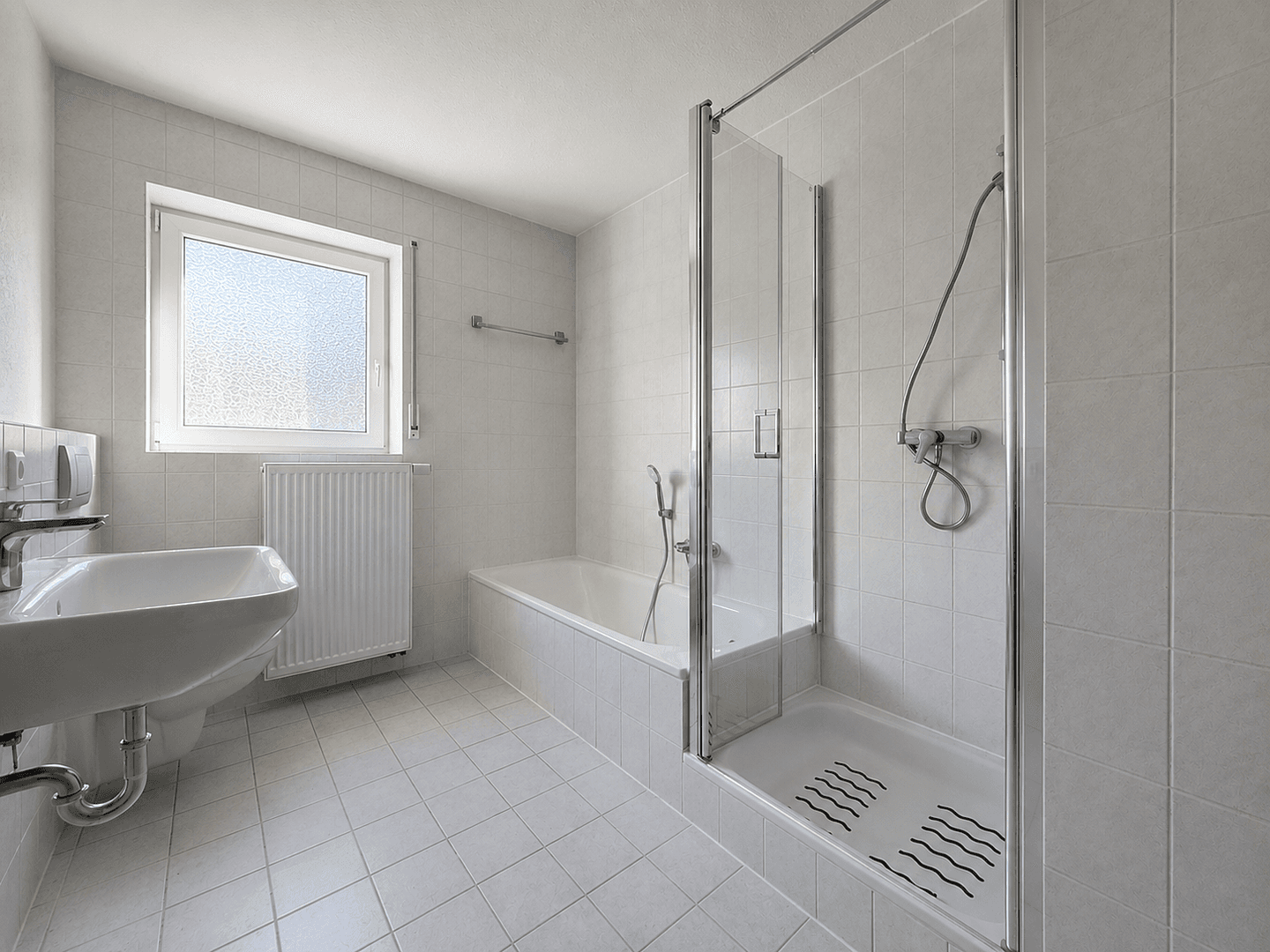 Pronájem bytu 3+1 85 m², Weikersheim, Bádensko-Württembersko Pronájem bytu 3+1 85 m², Weikersheim, Bádensko-Württembersko