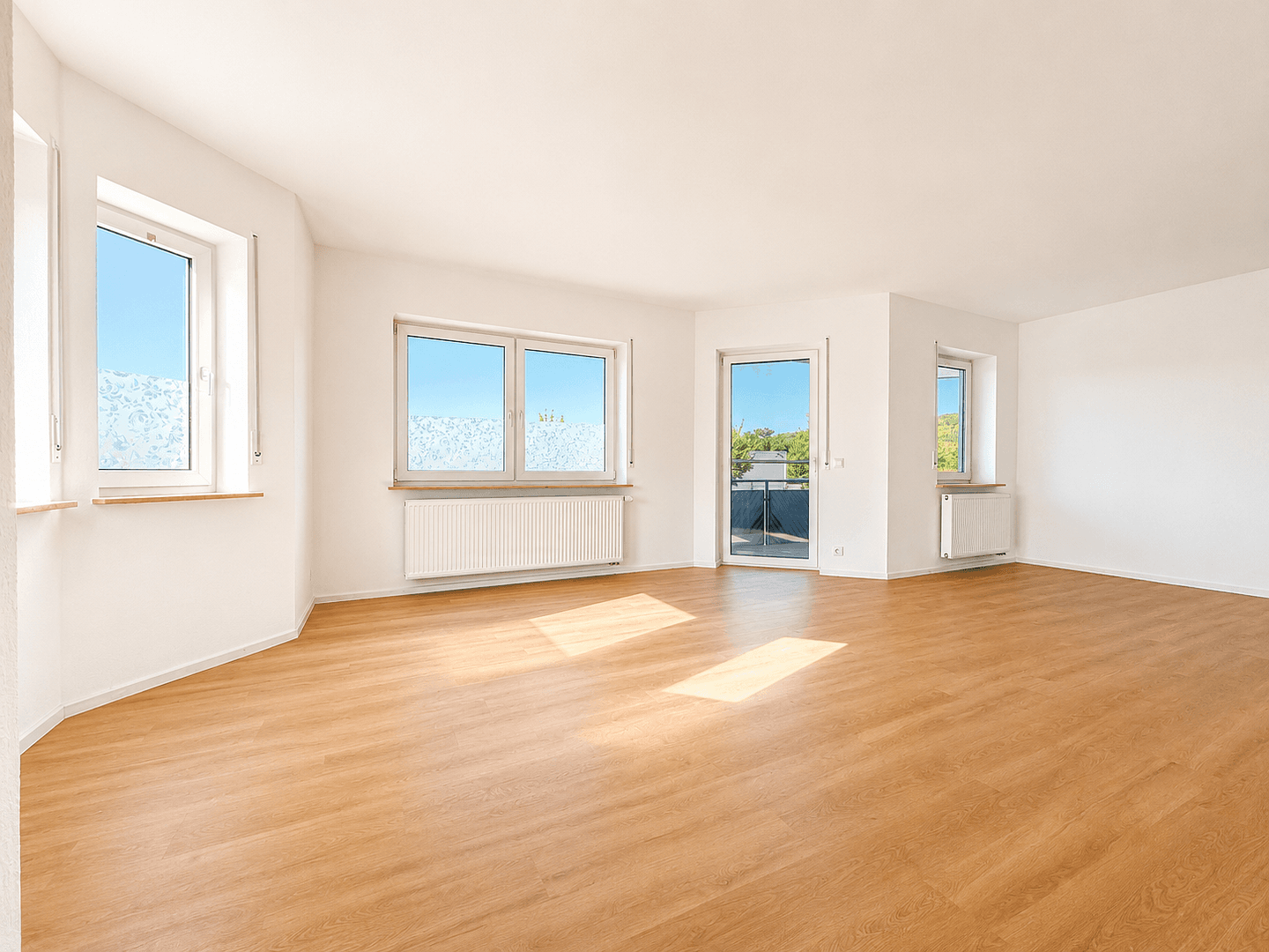 Pronájem bytu 3+1 85 m², Weikersheim, Bádensko-Württembersko Pronájem bytu 3+1 85 m², Weikersheim, Bádensko-Württembersko