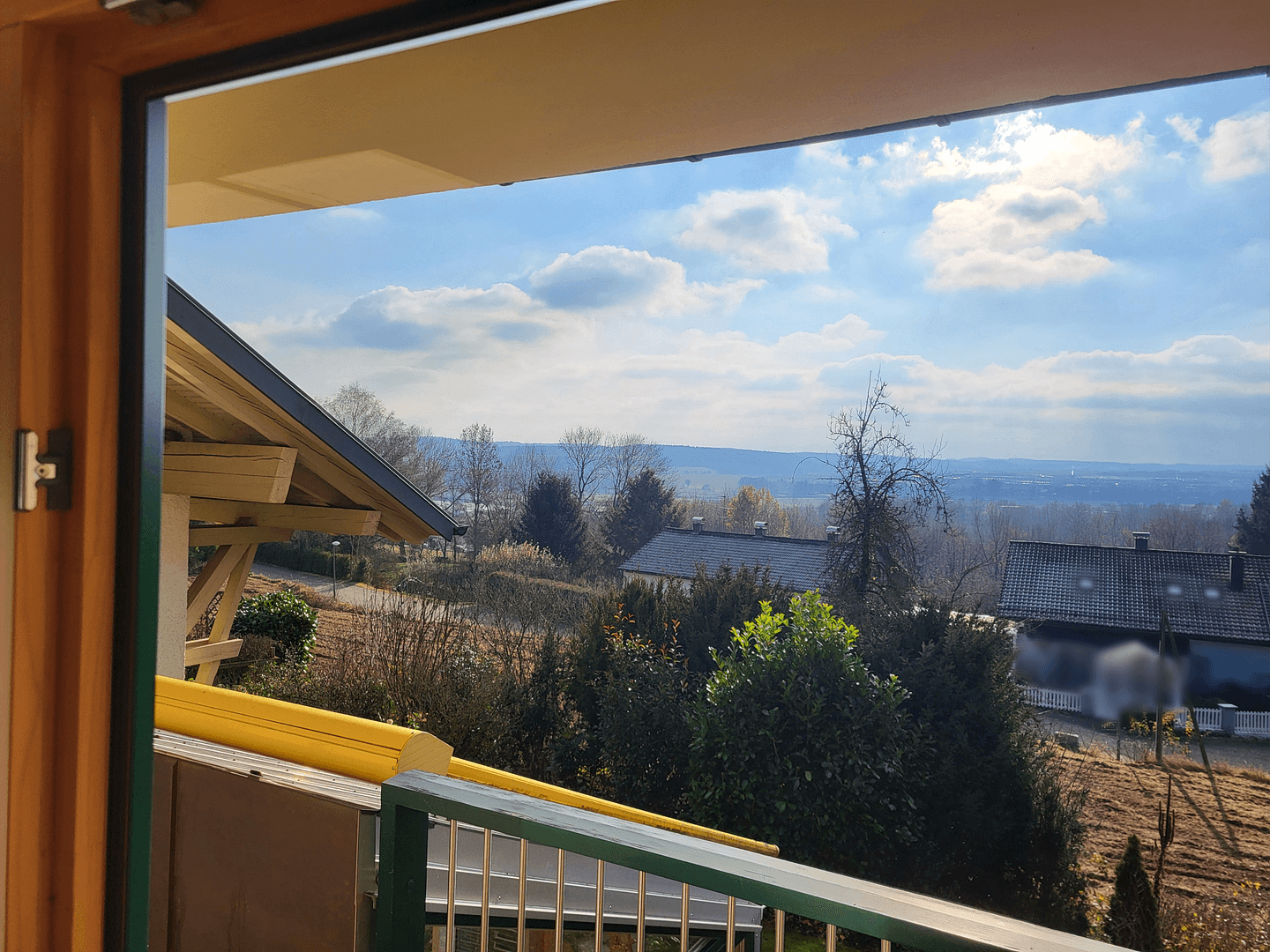 Prodej domu 180 m², pozemek 1.269 m², Marklkofen, Bavorsko Prodej domu 180 m², pozemek 1.269 m², Marklkofen, Bavorsko