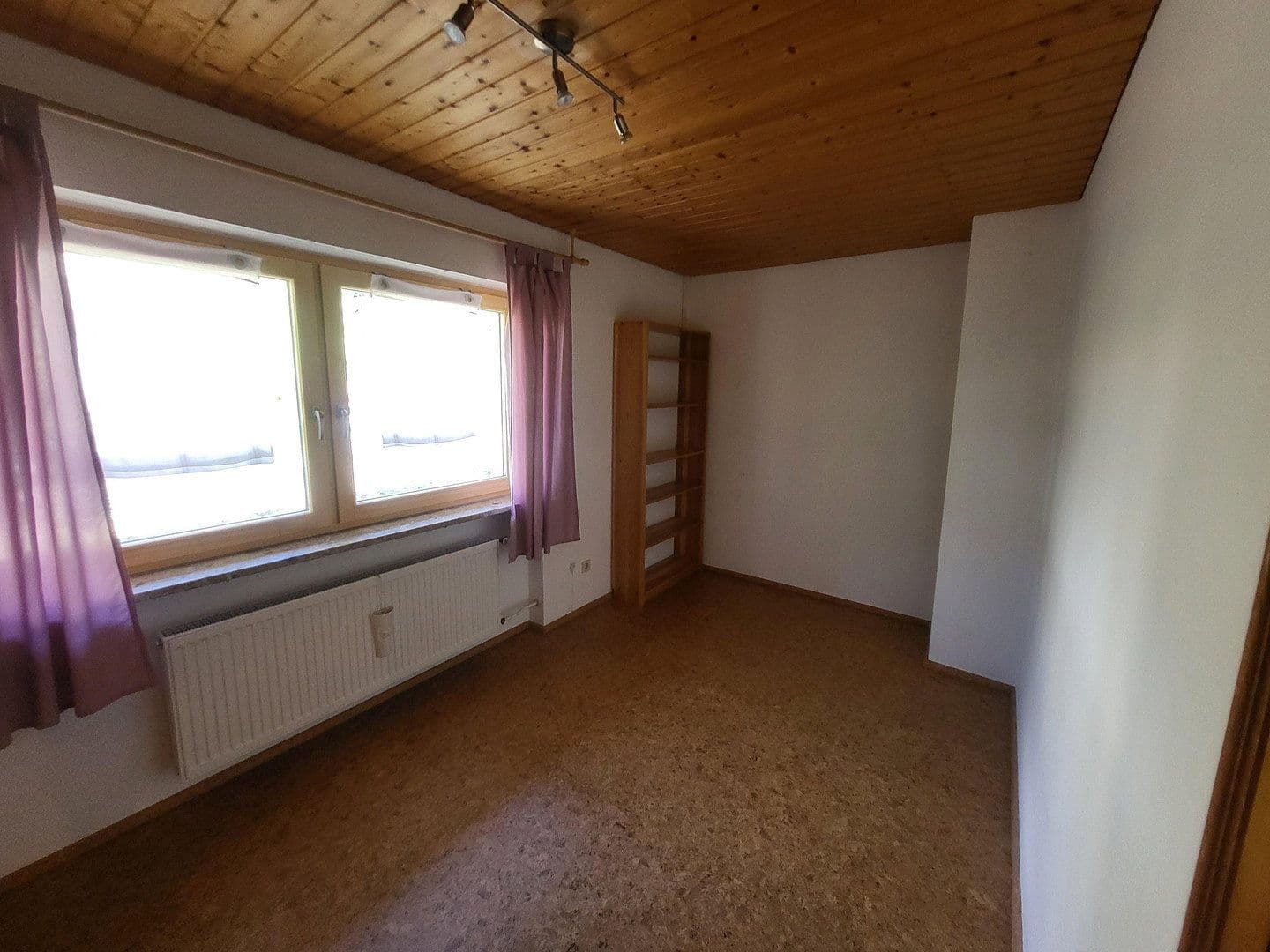 Prodej domu 180 m², pozemek 1.269 m², Marklkofen, Bavorsko Prodej domu 180 m², pozemek 1.269 m², Marklkofen, Bavorsko