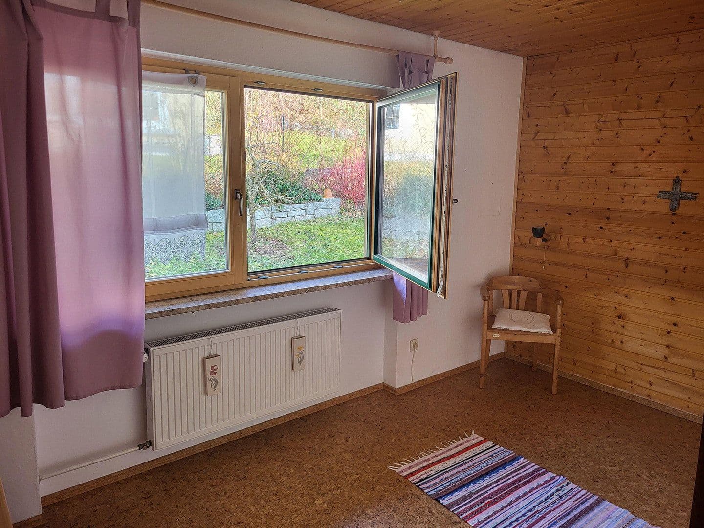 Prodej domu 180 m², pozemek 1.269 m², Marklkofen, Bavorsko Prodej domu 180 m², pozemek 1.269 m², Marklkofen, Bavorsko