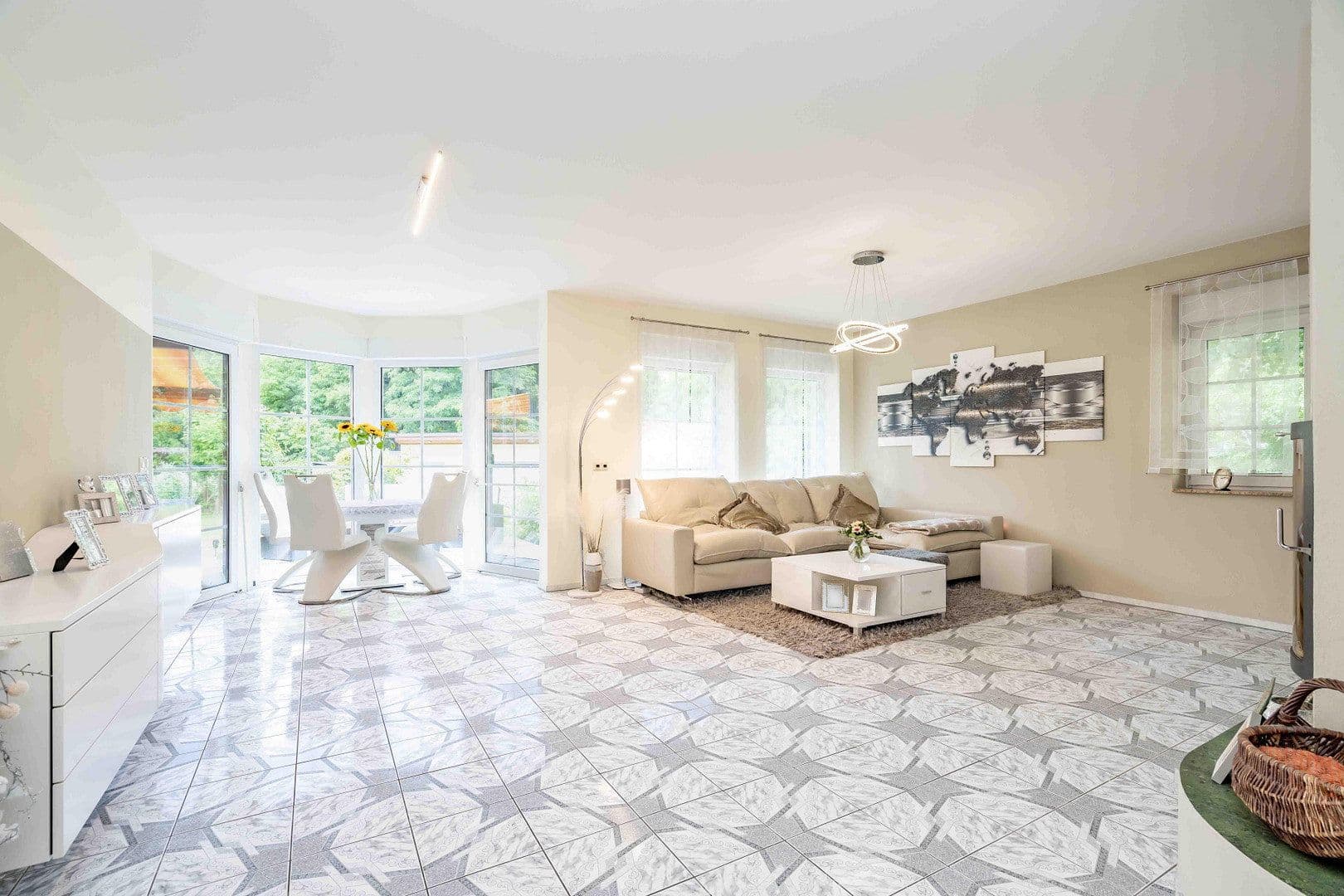 Prodej domu 242 m², pozemek 995 m², Kleinmachnow, Braniborsko Prodej domu 242 m², pozemek 995 m², Kleinmachnow, Braniborsko
