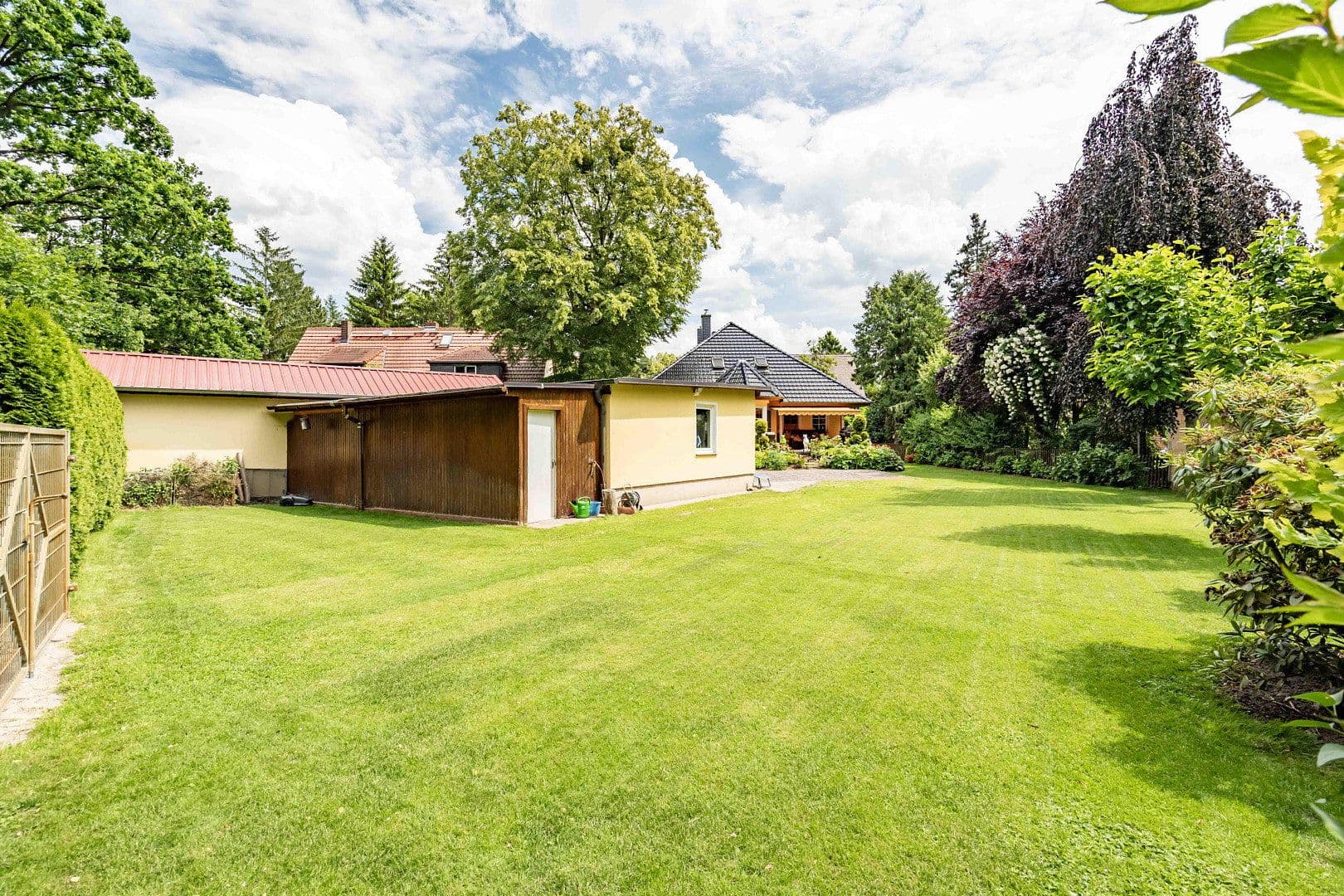 Prodej domu 242 m², pozemek 995 m², Kleinmachnow, Braniborsko Prodej domu 242 m², pozemek 995 m², Kleinmachnow, Braniborsko