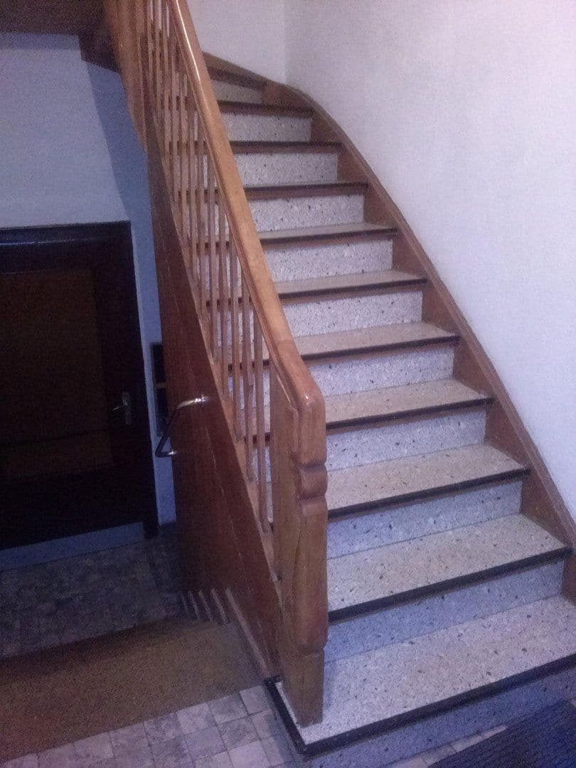 Prodej domu 380 m², pozemek 511 m², Andernach, Porýní-Falc Prodej domu 380 m², pozemek 511 m², Andernach, Porýní-Falc