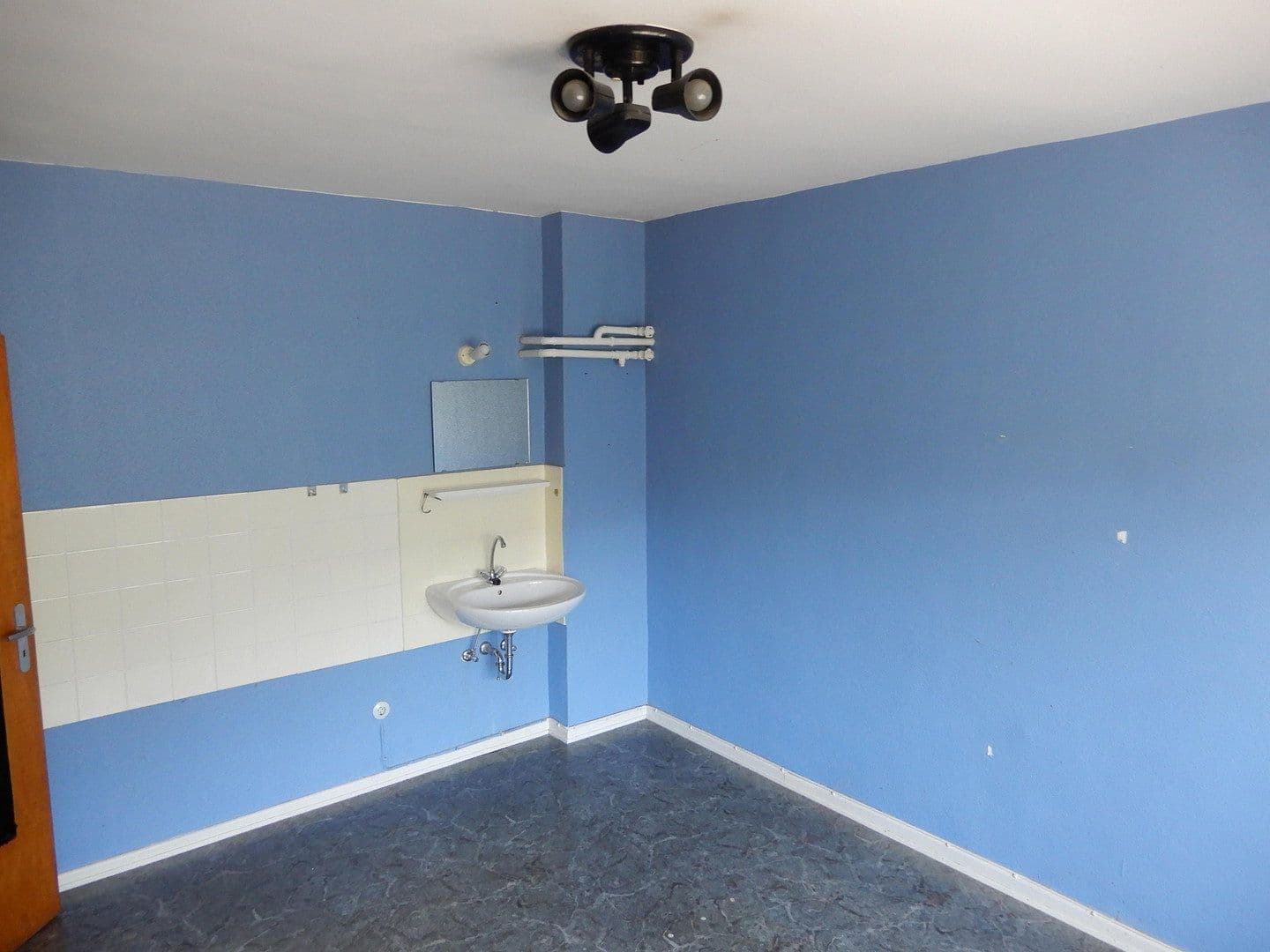 Prodej domu 100 m², pozemek 216 m², Königstein im Taunus, Hessen Prodej domu 100 m², pozemek 216 m², Königstein im Taunus, Hessen