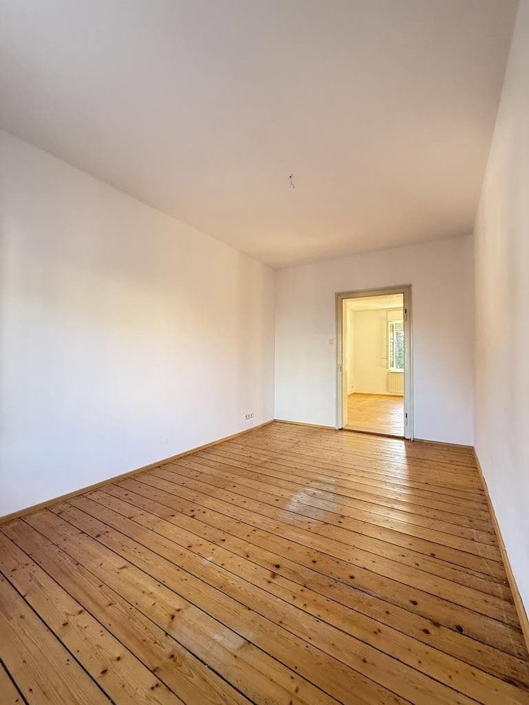 Prodej domu 223 m², pozemek 365 m², Singen (Hohentwiel), Bádensko-Württembersko Prodej domu 223 m², pozemek 365 m², Singen (Hohentwiel), Bádensko-Württembersko