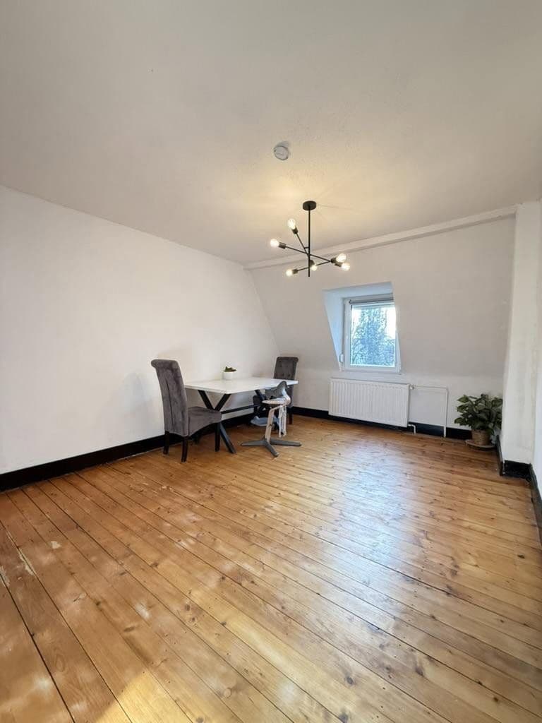 Prodej domu 223 m², pozemek 365 m², Singen (Hohentwiel), Bádensko-Württembersko Prodej domu 223 m², pozemek 365 m², Singen (Hohentwiel), Bádensko-Württembersko