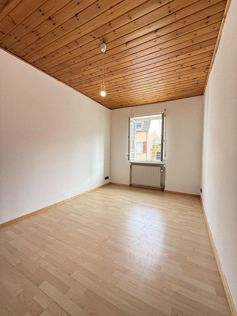 Prodej domu 223 m², pozemek 365 m², Singen (Hohentwiel), Bádensko-Württembersko Prodej domu 223 m², pozemek 365 m², Singen (Hohentwiel), Bádensko-Württembersko
