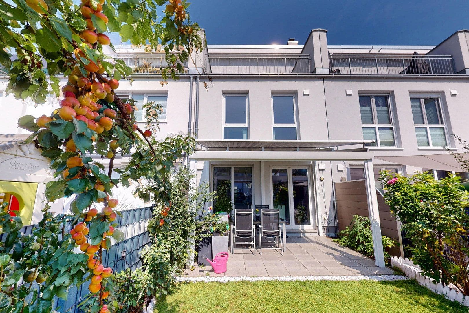 Prodej domu 144 m², pozemek 141 m², Berlin, Berlín Prodej domu 144 m², pozemek 141 m², Berlin, Berlín