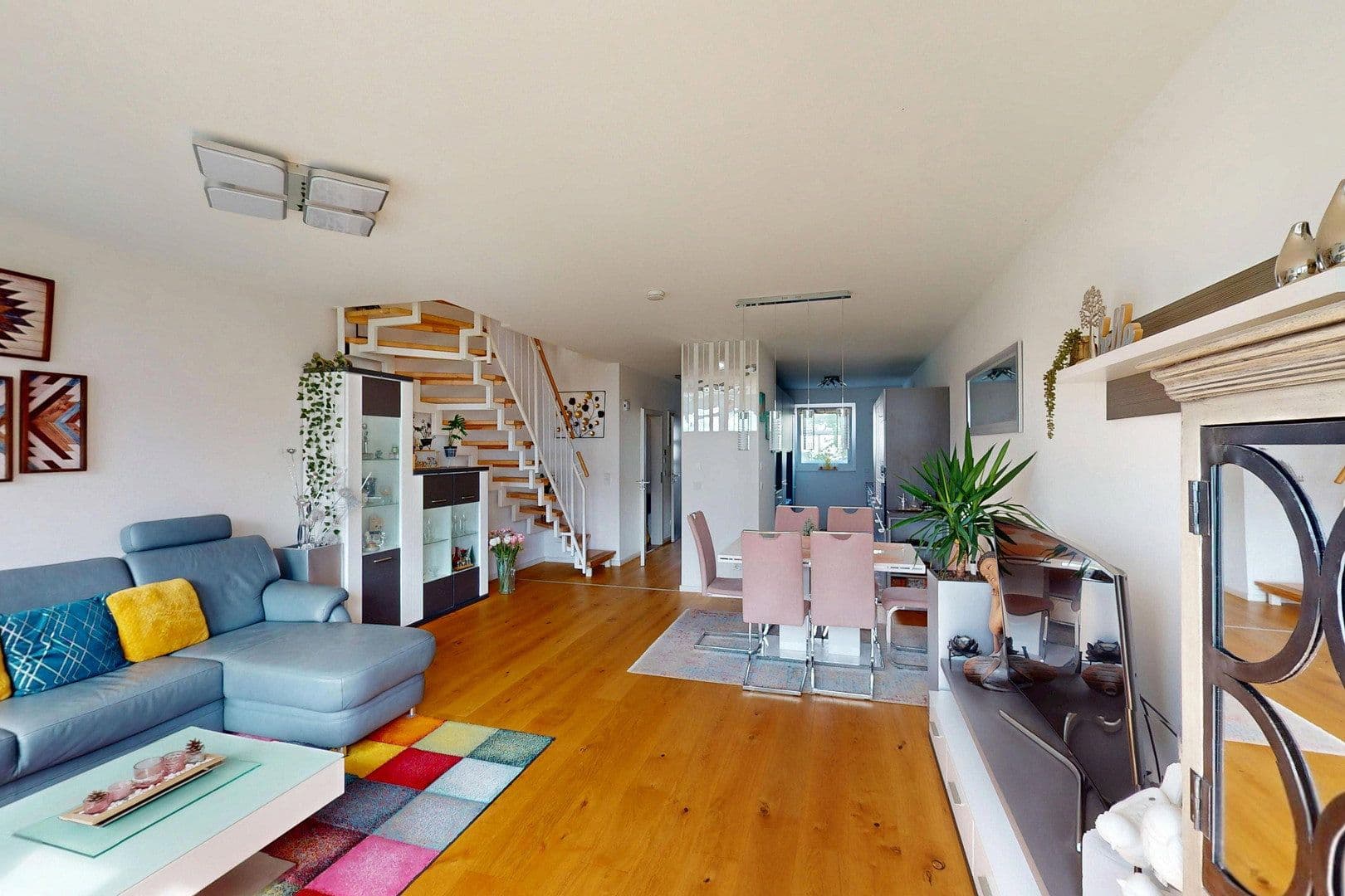 Prodej domu 144 m², pozemek 141 m², Berlin, Berlín Prodej domu 144 m², pozemek 141 m², Berlin, Berlín