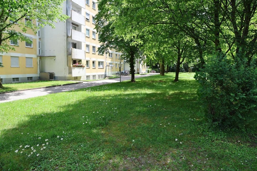 Prodej bytu 2+1 56 m², Engadiner Str. 30, München, Bavorsko Prodej bytu 2+1 56 m², Engadiner Str. 30, München, Bavorsko