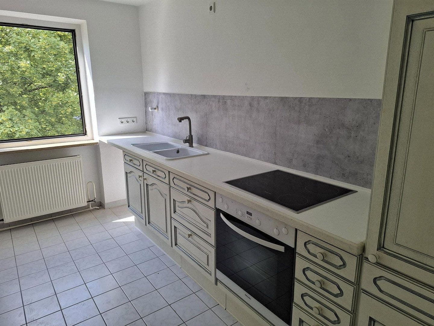 Prodej bytu 2+1 56 m², Engadiner Str. 30, München, Bavorsko Prodej bytu 2+1 56 m², Engadiner Str. 30, München, Bavorsko