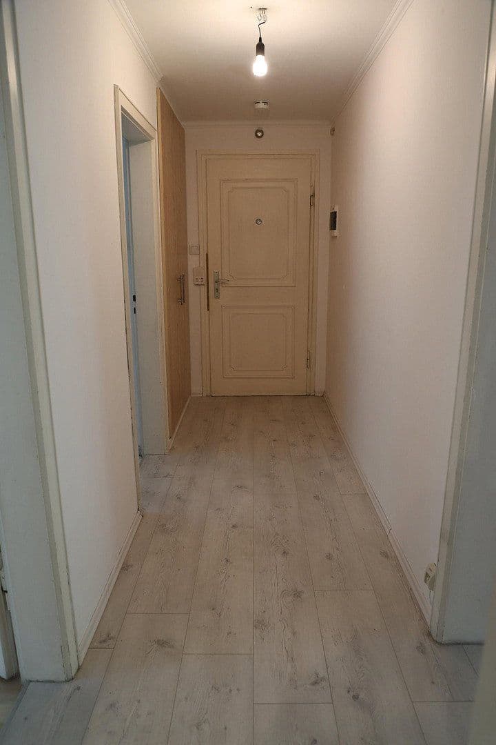 Prodej bytu 2+1 56 m², Engadiner Str. 30, München, Bavorsko Prodej bytu 2+1 56 m², Engadiner Str. 30, München, Bavorsko