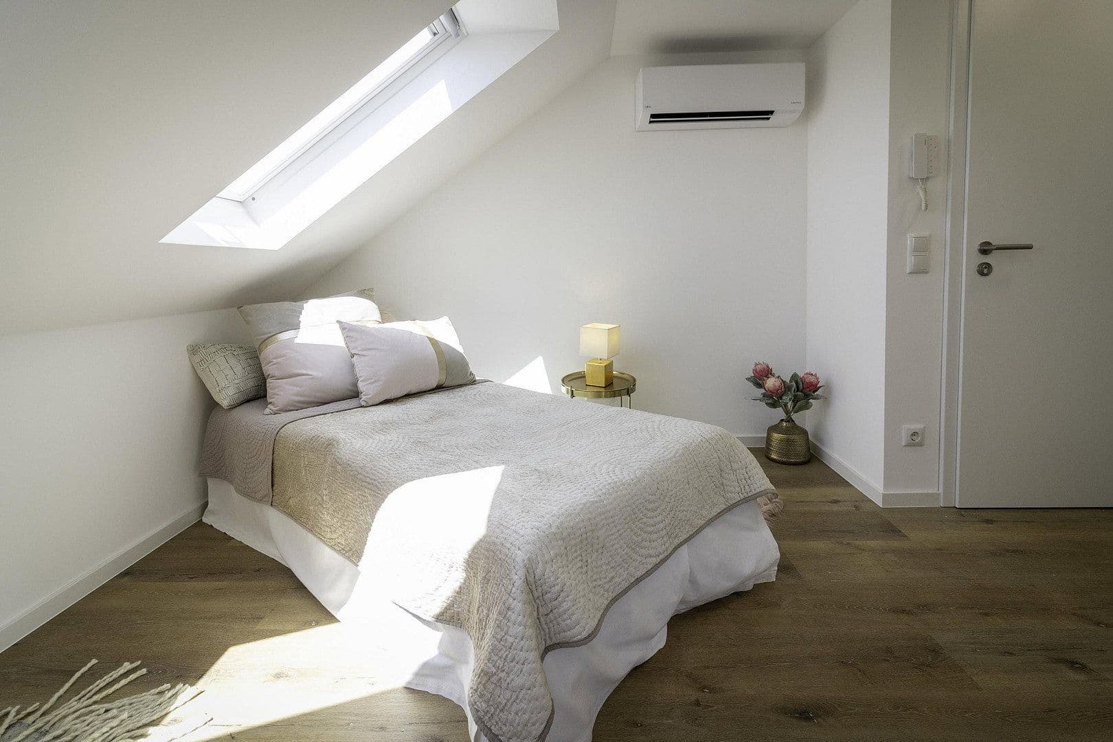Prodej bytu 1+1 29 m², Wichernstraße 4, Niederwerrn, Bavorsko Prodej bytu 1+1 29 m², Wichernstraße 4, Niederwerrn, Bavorsko