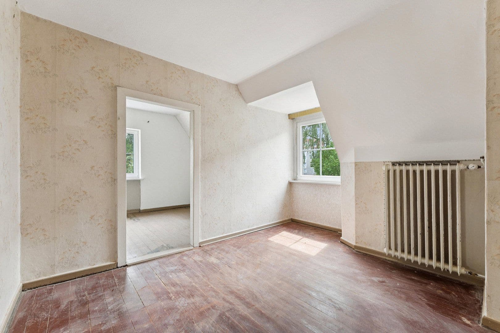 Prodej domu 140 m², pozemek 416 m², Freiheitsstrasse 13, Heilbad Heiligenstadt, Durynsko Prodej domu 140 m², pozemek 416 m², Freiheitsstrasse 13, Heilbad Heiligenstadt, Durynsko