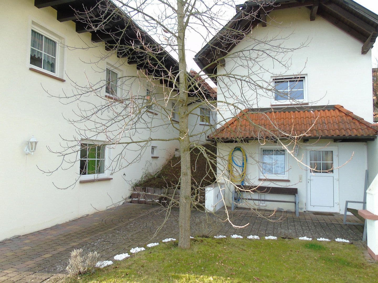 Prodej domu 400 m², pozemek 735 m², Sandberg, Bavorsko Prodej domu 400 m², pozemek 735 m², Sandberg, Bavorsko