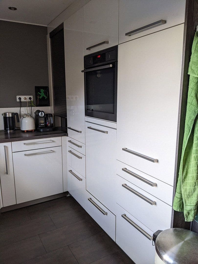 Prodej domu 118 m², pozemek 427 m², Reichshof, Severní Porýní-Vestfálsko Prodej domu 118 m², pozemek 427 m², Reichshof, Severní Porýní-Vestfálsko