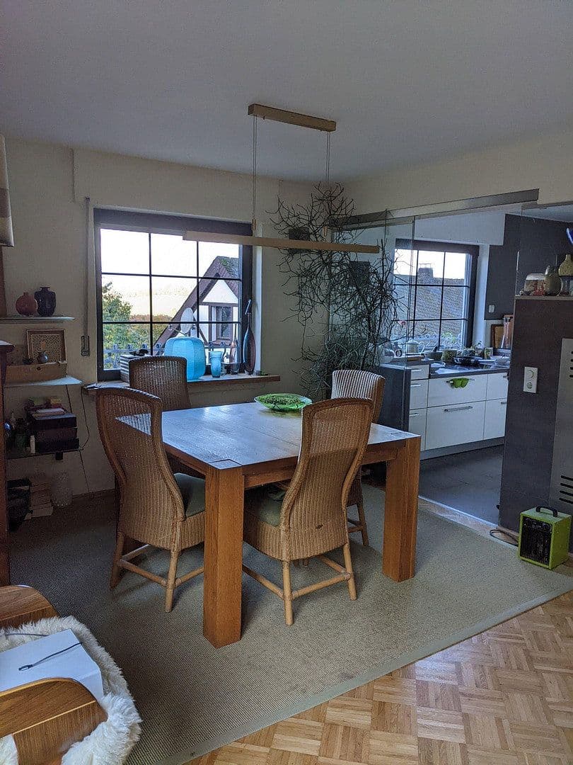 Prodej domu 118 m², pozemek 427 m², Reichshof, Severní Porýní-Vestfálsko Prodej domu 118 m², pozemek 427 m², Reichshof, Severní Porýní-Vestfálsko