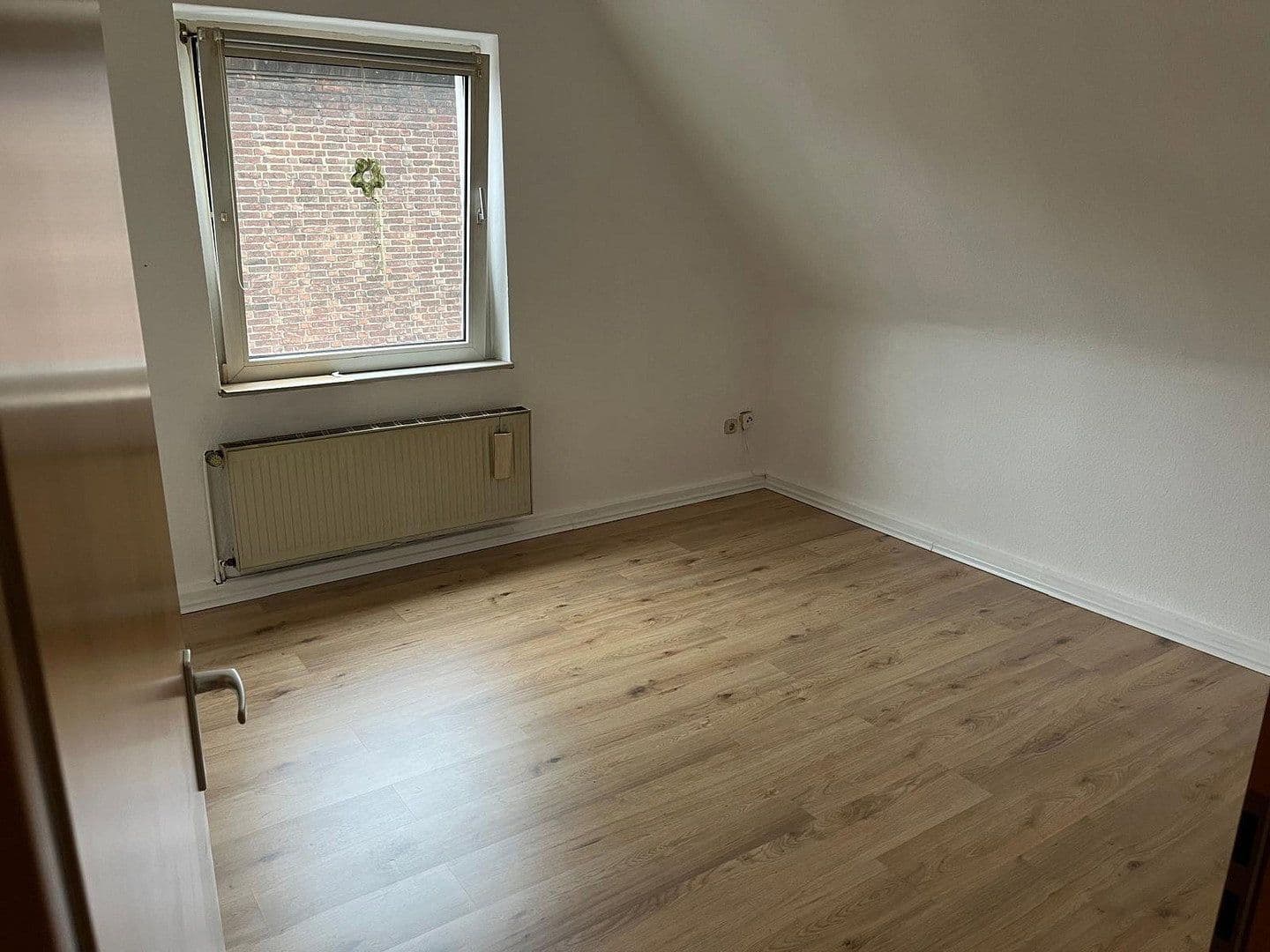 Pronájem bytu 2+1 43 m², Oberhausen, Severní Porýní-Vestfálsko Pronájem bytu 2+1 43 m², Oberhausen, Severní Porýní-Vestfálsko