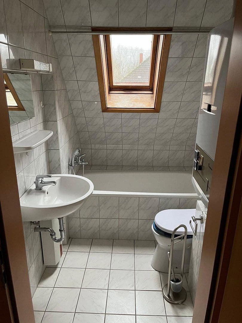 Pronájem bytu 2+1 43 m², Oberhausen, Severní Porýní-Vestfálsko Pronájem bytu 2+1 43 m², Oberhausen, Severní Porýní-Vestfálsko