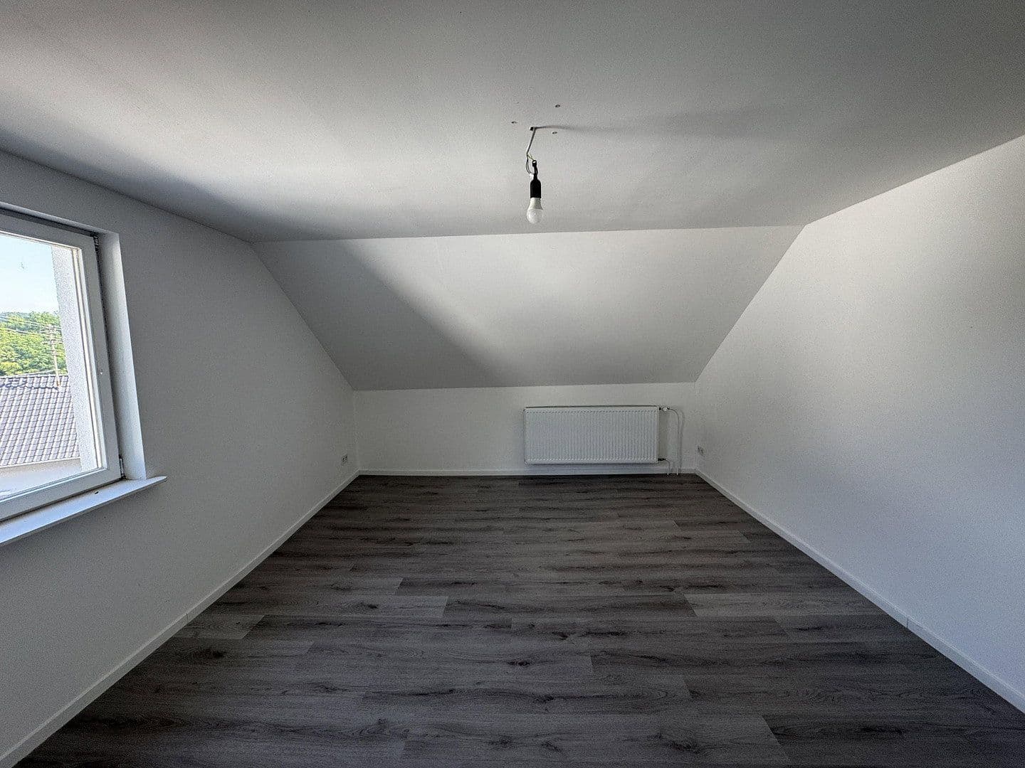 Prodej domu 115 m², pozemek 1.025 m², Im Hohlenfels 24, Kirn, Porýní-Falc Prodej domu 115 m², pozemek 1.025 m², Im Hohlenfels 24, Kirn, Porýní-Falc