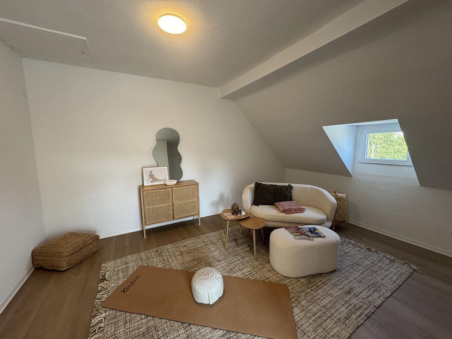 Prodej domu 138 m², pozemek 428 m², Herlesweiden 4, Bad Kreuznach, Porýní-Falc Prodej domu 138 m², pozemek 428 m², Herlesweiden 4, Bad Kreuznach, Porýní-Falc
