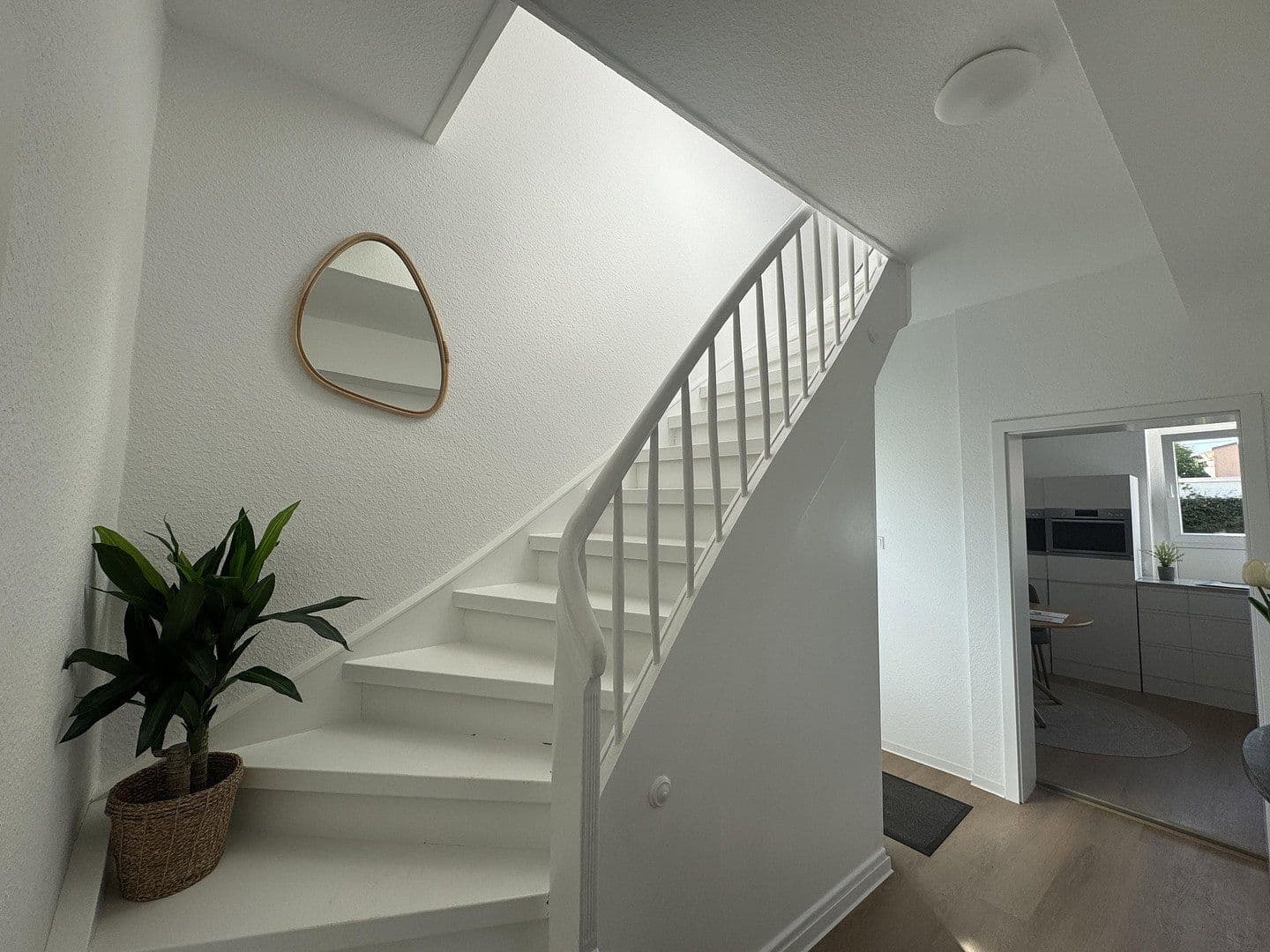 Prodej domu 138 m², pozemek 428 m², Herlesweiden 4, Bad Kreuznach, Porýní-Falc Prodej domu 138 m², pozemek 428 m², Herlesweiden 4, Bad Kreuznach, Porýní-Falc