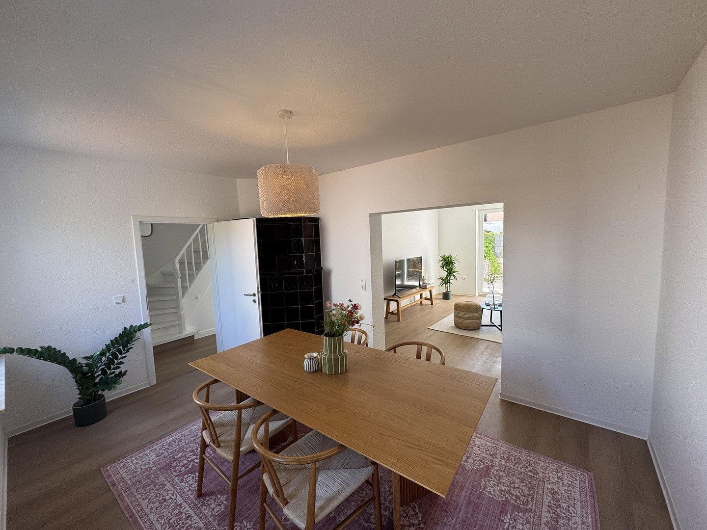 Prodej domu 138 m², pozemek 428 m², Herlesweiden 4, Bad Kreuznach, Porýní-Falc Prodej domu 138 m², pozemek 428 m², Herlesweiden 4, Bad Kreuznach, Porýní-Falc