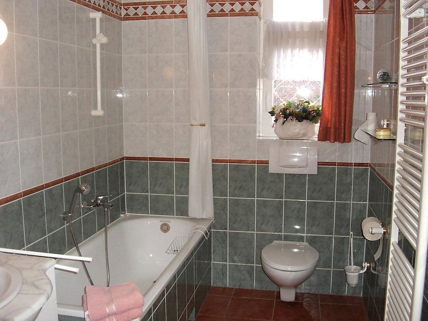 Prodej bytu 4+1 83 m², Brucknerstraße 15, Weimar, Durynsko Prodej bytu 4+1 83 m², Brucknerstraße 15, Weimar, Durynsko