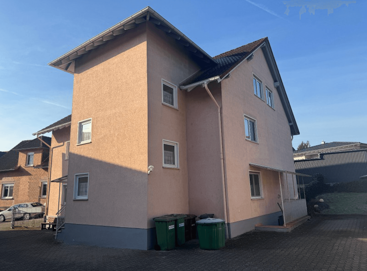 Pronájem bytu 4+1 125 m², Neuberg, Hessen Pronájem bytu 4+1 125 m², Neuberg, Hessen