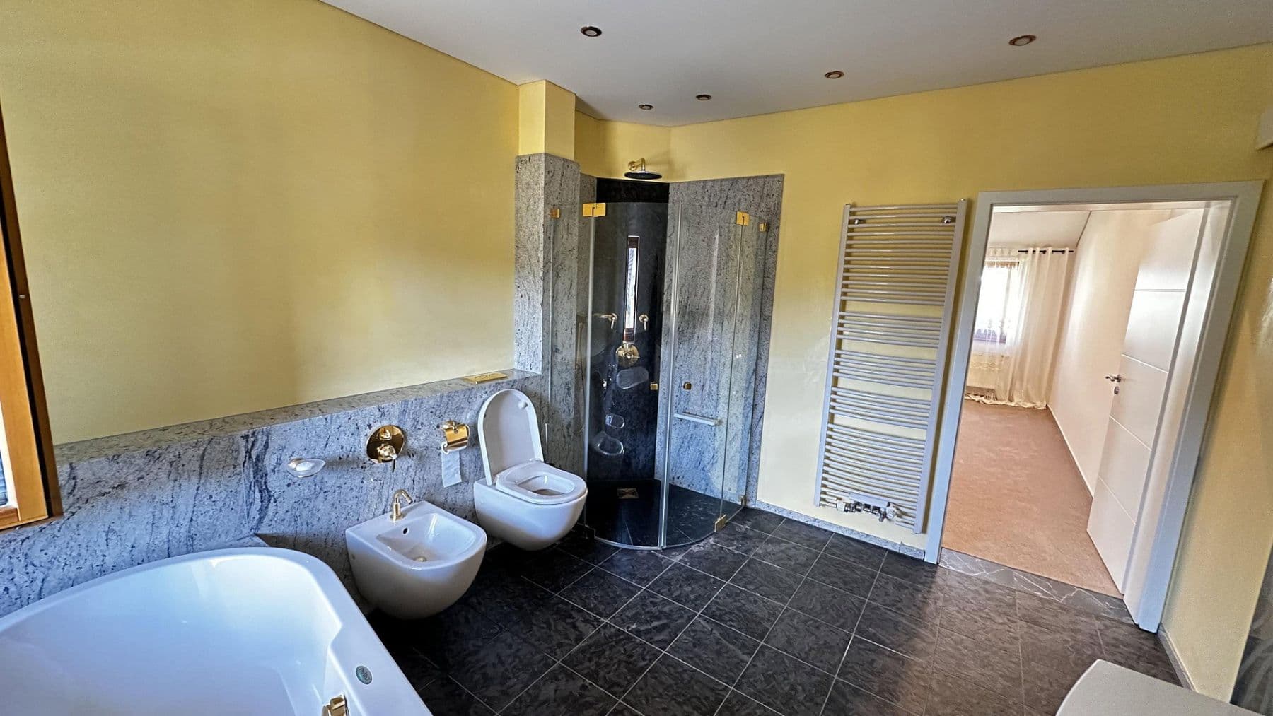 Pronájem bytu 2+1 69 m², Bad Herrenalb, Bádensko-Württembersko Pronájem bytu 2+1 69 m², Bad Herrenalb, Bádensko-Württembersko