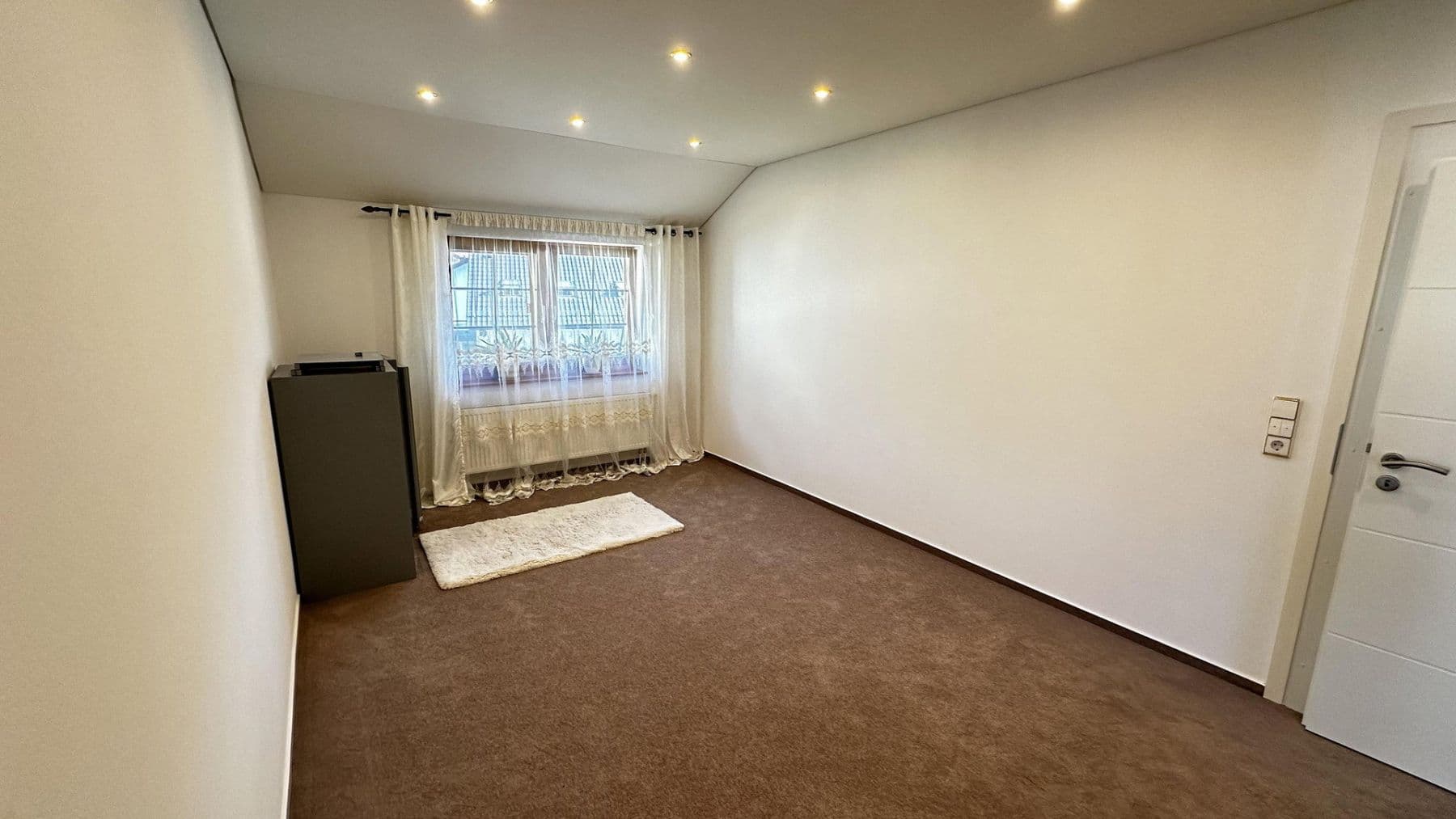 Pronájem bytu 2+1 69 m², Bad Herrenalb, Bádensko-Württembersko Pronájem bytu 2+1 69 m², Bad Herrenalb, Bádensko-Württembersko