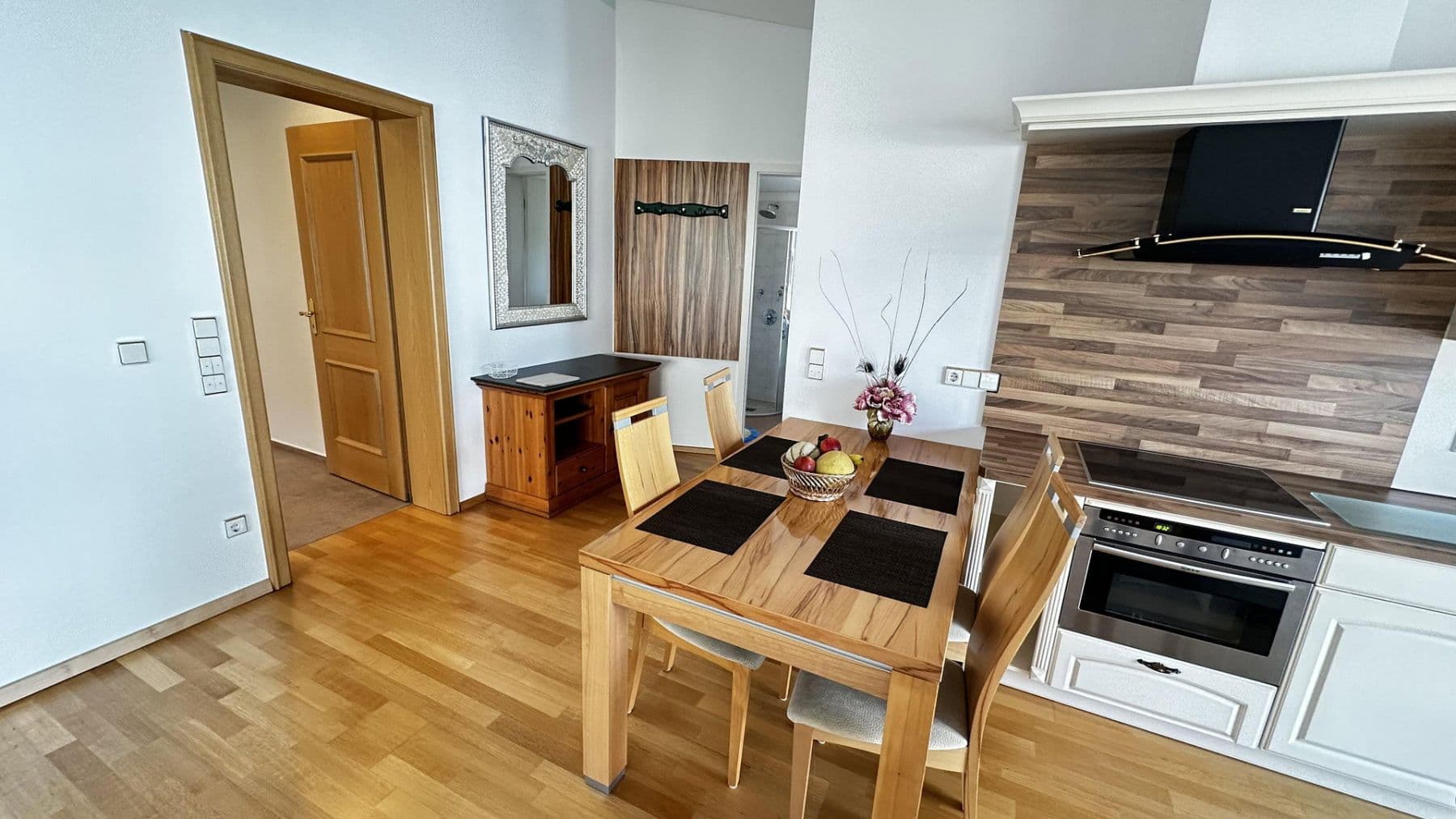 Pronájem bytu 2+1 69 m², Bad Herrenalb, Bádensko-Württembersko Pronájem bytu 2+1 69 m², Bad Herrenalb, Bádensko-Württembersko