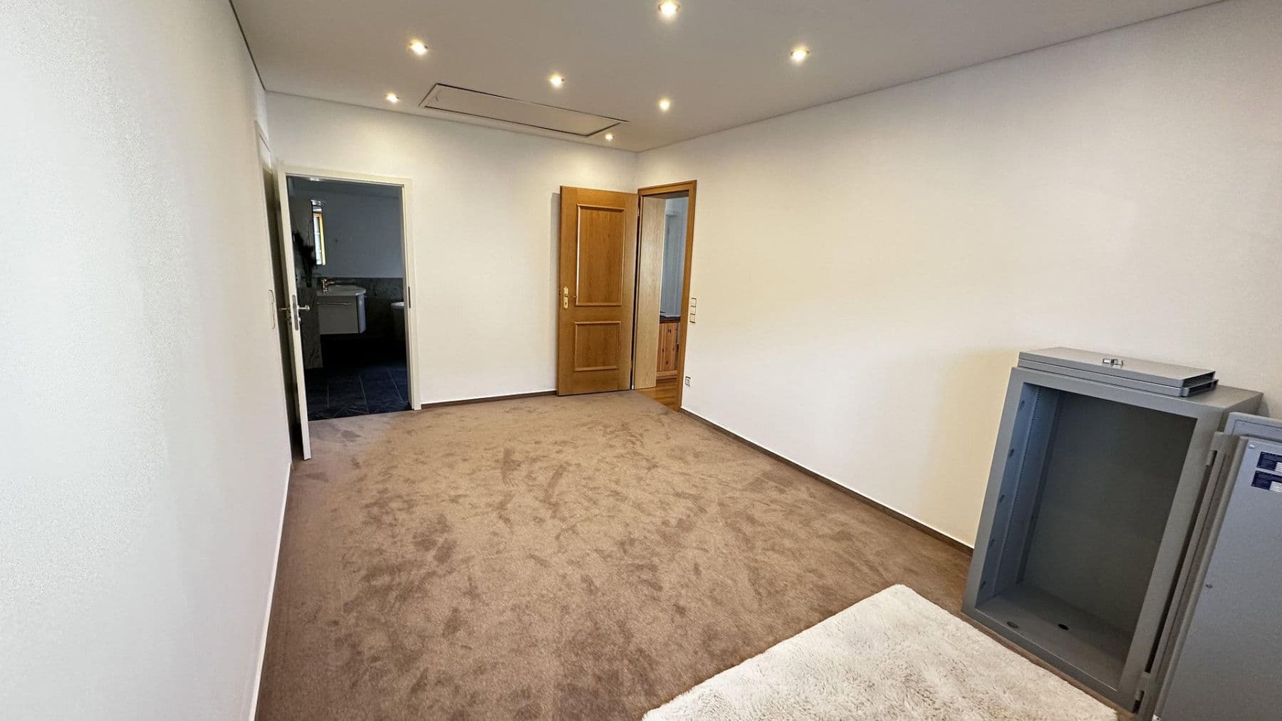 Pronájem bytu 2+1 69 m², Bad Herrenalb, Bádensko-Württembersko Pronájem bytu 2+1 69 m², Bad Herrenalb, Bádensko-Württembersko