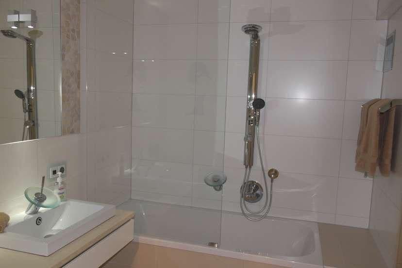 Pronájem bytu 3+1 100 m², von- Werth Str. 10, Jüchen, Severní Porýní-Vestfálsko Pronájem bytu 3+1 100 m², von- Werth Str. 10, Jüchen, Severní Porýní-Vestfálsko