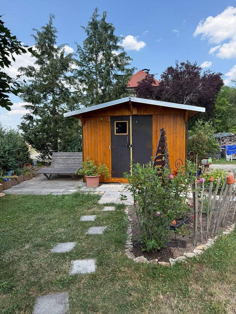 Prodej domu 200 m², pozemek 719 m², Ahornstr. 34, Markt Bibart, Bavorsko Prodej domu 200 m², pozemek 719 m², Ahornstr. 34, Markt Bibart, Bavorsko