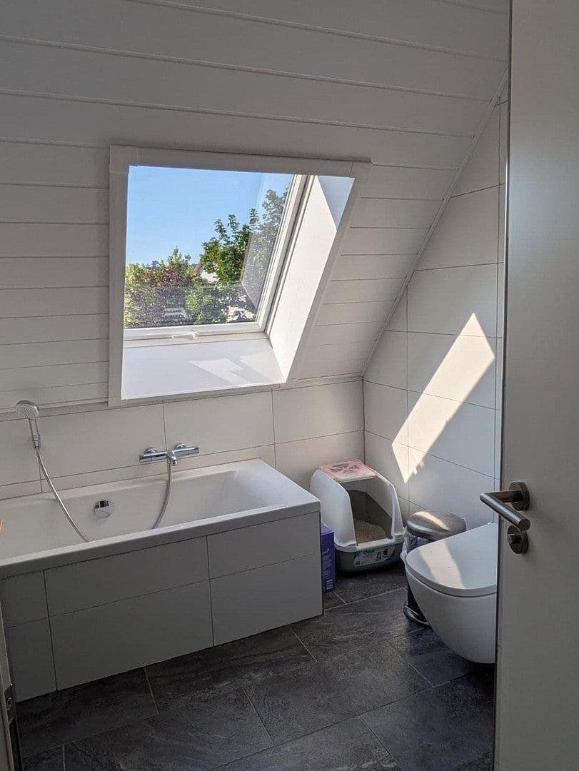 Prodej domu 200 m², pozemek 719 m², Ahornstr. 34, Markt Bibart, Bavorsko Prodej domu 200 m², pozemek 719 m², Ahornstr. 34, Markt Bibart, Bavorsko