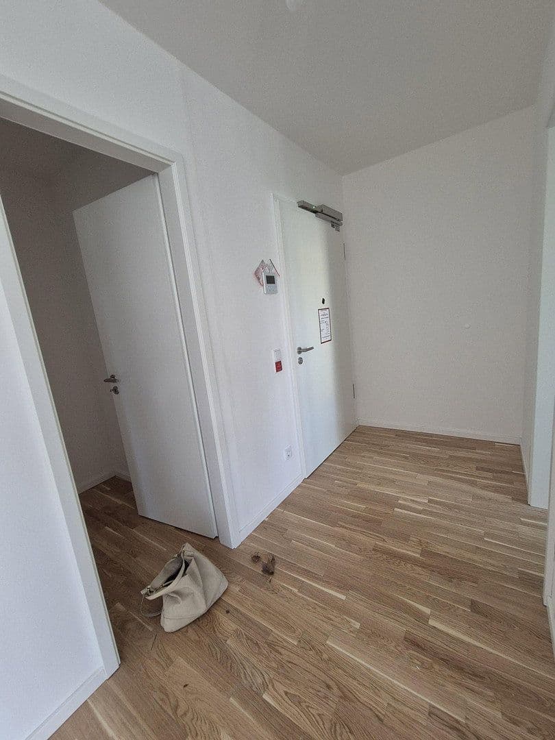 Pronájem bytu 1+1 43 m², Schillerstr. 21, Berlin, Berlín Pronájem bytu 1+1 43 m², Schillerstr. 21, Berlin, Berlín