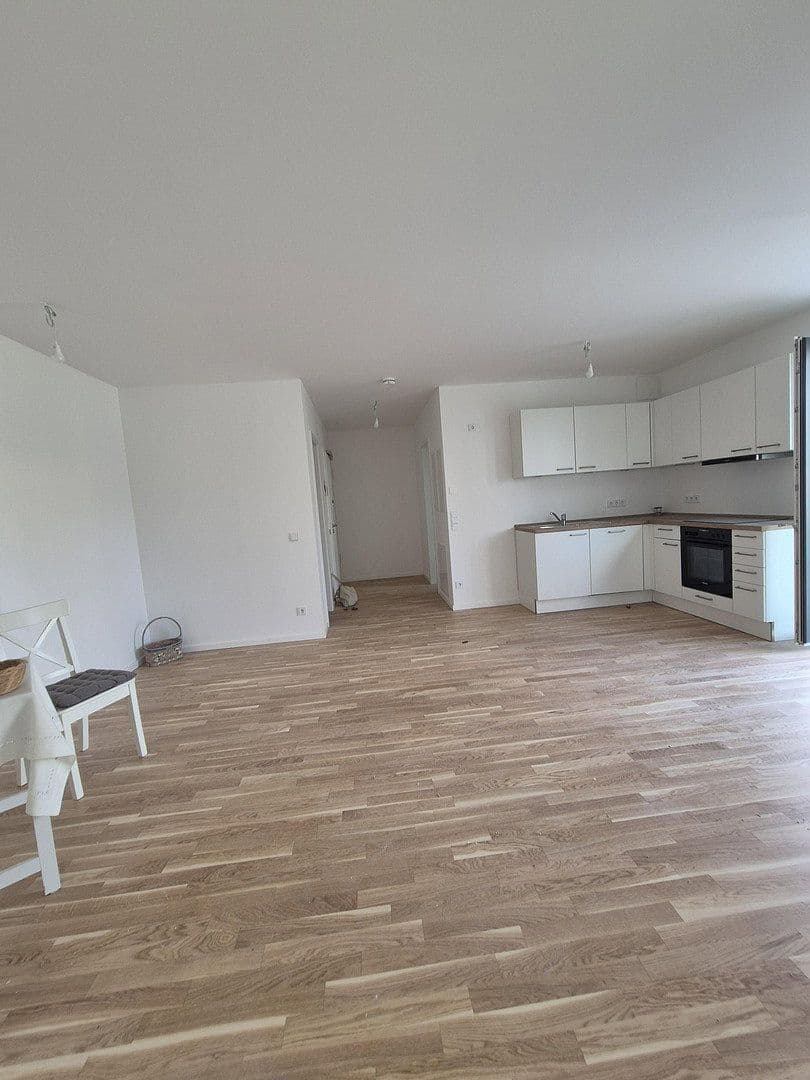 Pronájem bytu 1+1 43 m², Schillerstr. 21, Berlin, Berlín Pronájem bytu 1+1 43 m², Schillerstr. 21, Berlin, Berlín